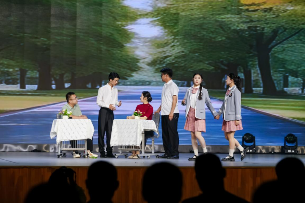 首届河南省普通高中学生社团文化节举办